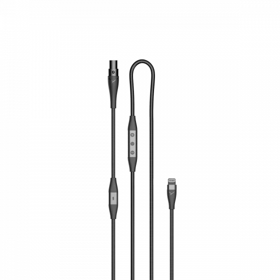 lightning-cable-pro-xbeyerdynamic-perspective-transparent